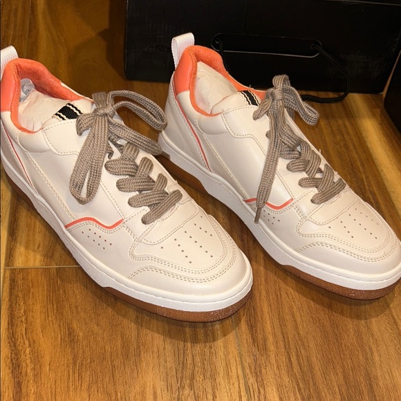 NWB SHU SHOP ROMI FASHION TAUPE and Orange Sneakers size 9 or 11 - Picture 2 of 11